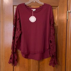 Umgee long sleeve top